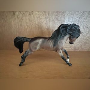 Breyer horse Ventoso